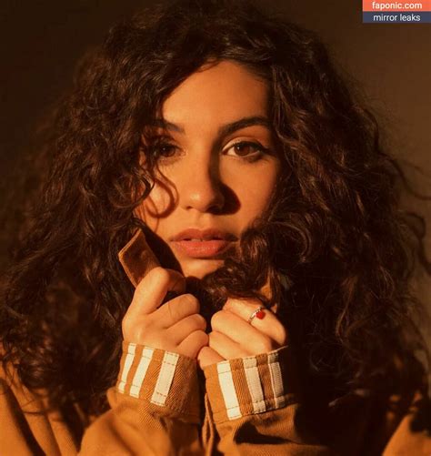 alessia cara nude|Alessia Cara nude pictures, onlyfans leaks, playboy photos